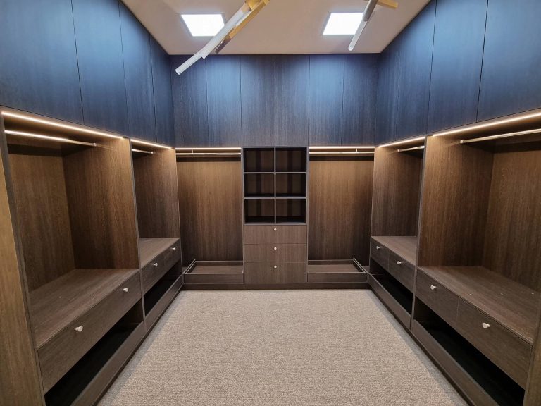 Cabinet Makers Melbourne | Solid Timber Vanities & Benchtops | Kitchens