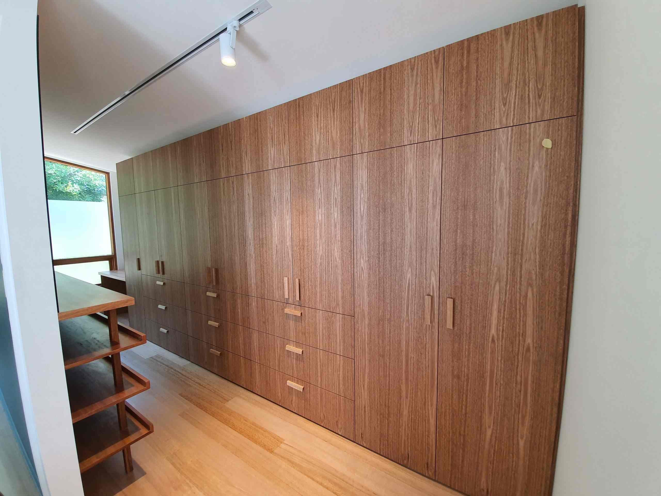 walk in closet Melbourne