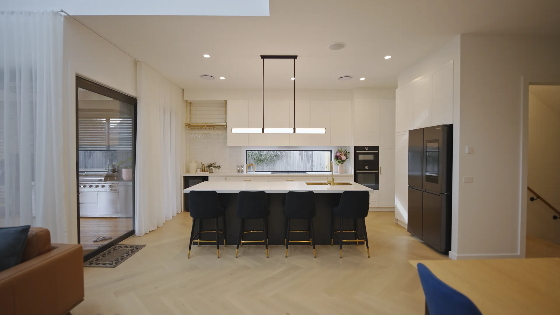 BalmoralRevealKitchenWide-1920W